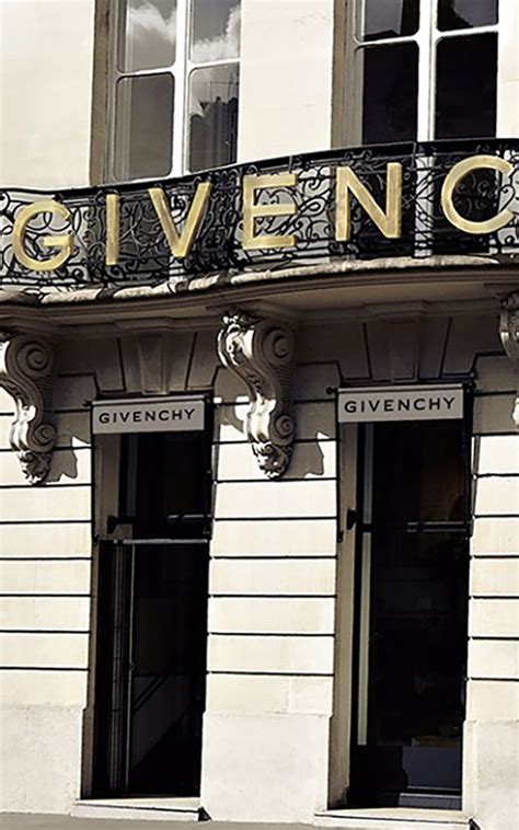 givenchy vallee village|Givenchy Outlet Paris Special Offers .